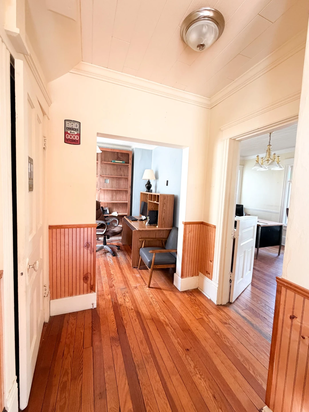 226 W Locust ST - Photo 8