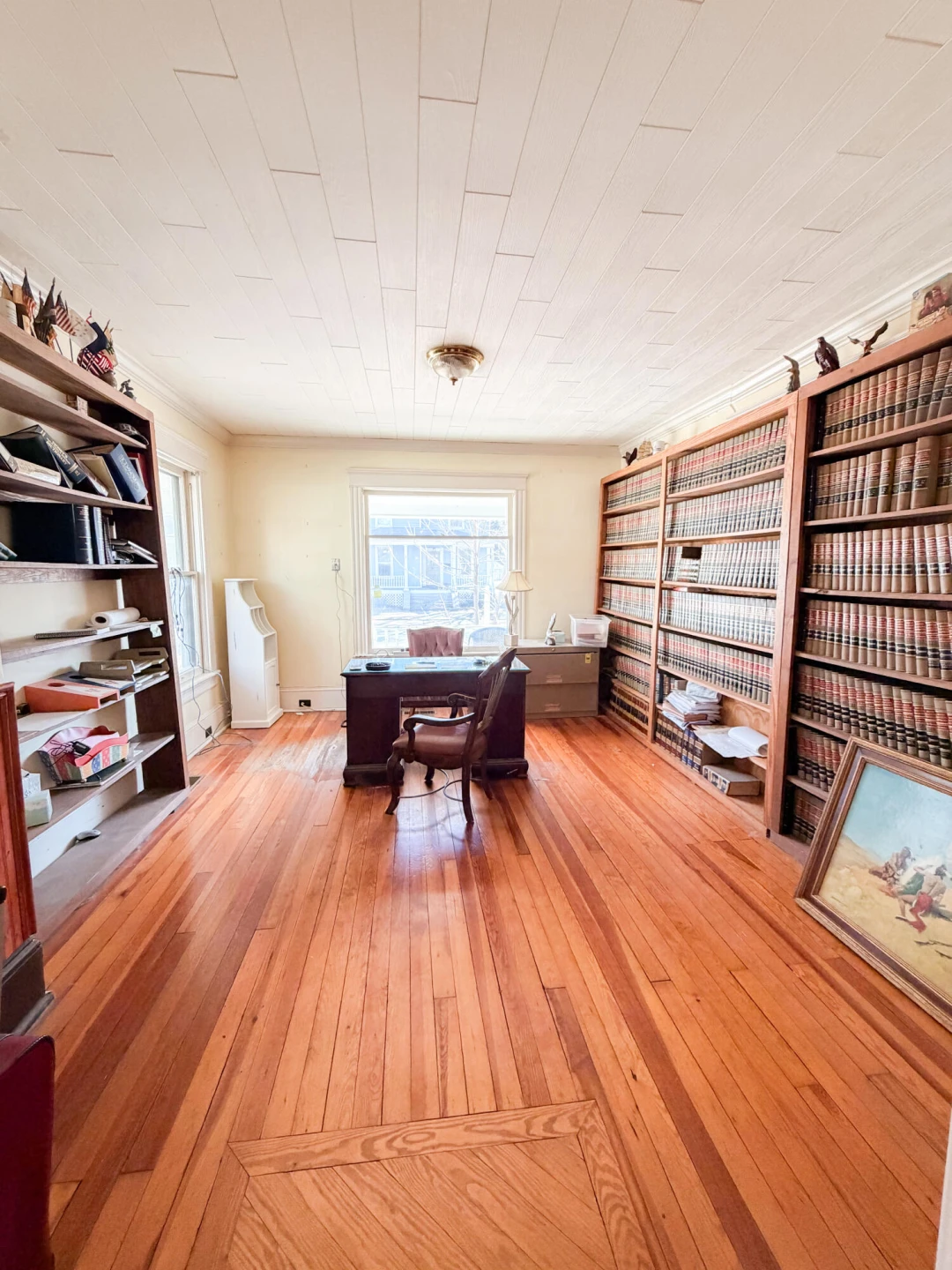 226 W Locust ST - Photo 9
