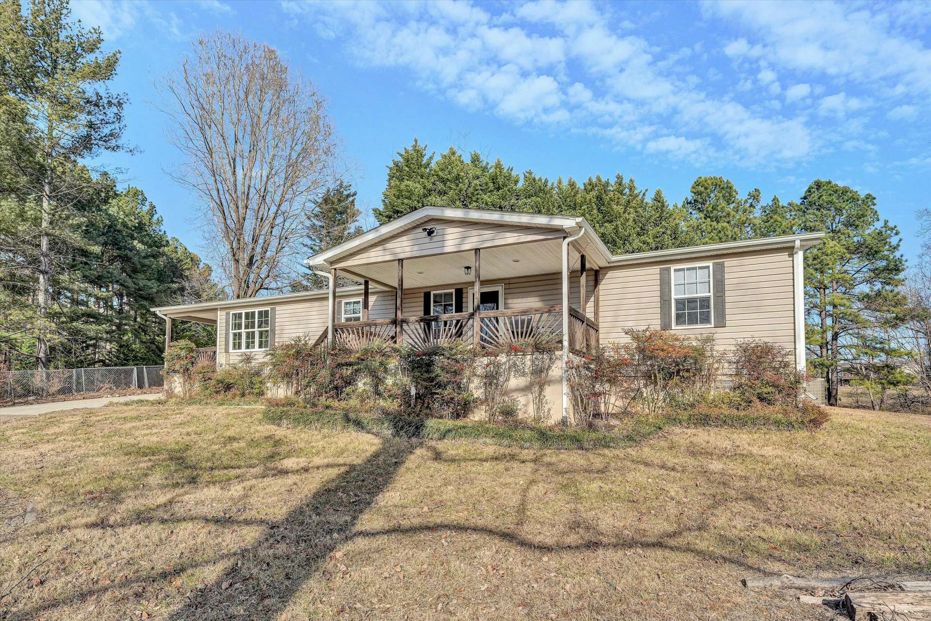 708 Mountain Meadow DR - Photo 3