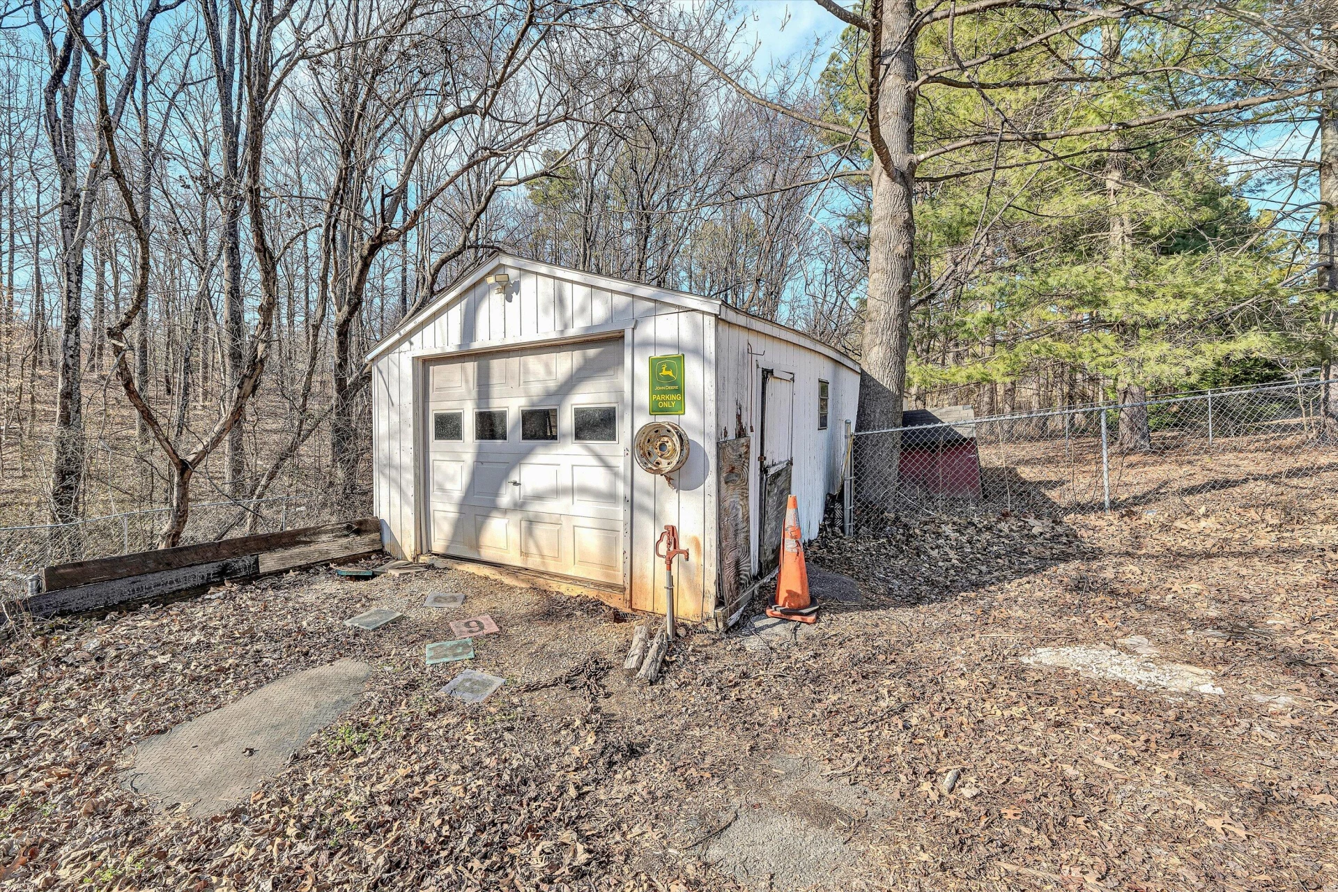 708 Mountain Meadow DR - Photo 29