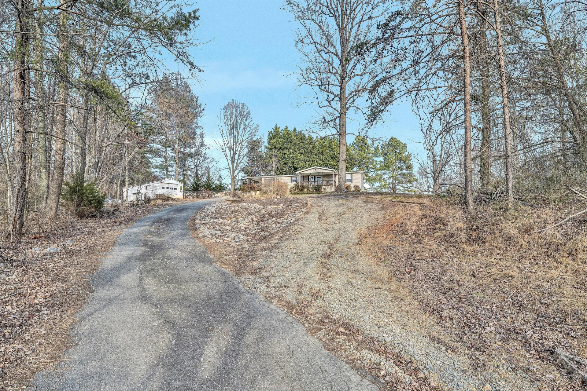 708 Mountain Meadow DR - Photo 33