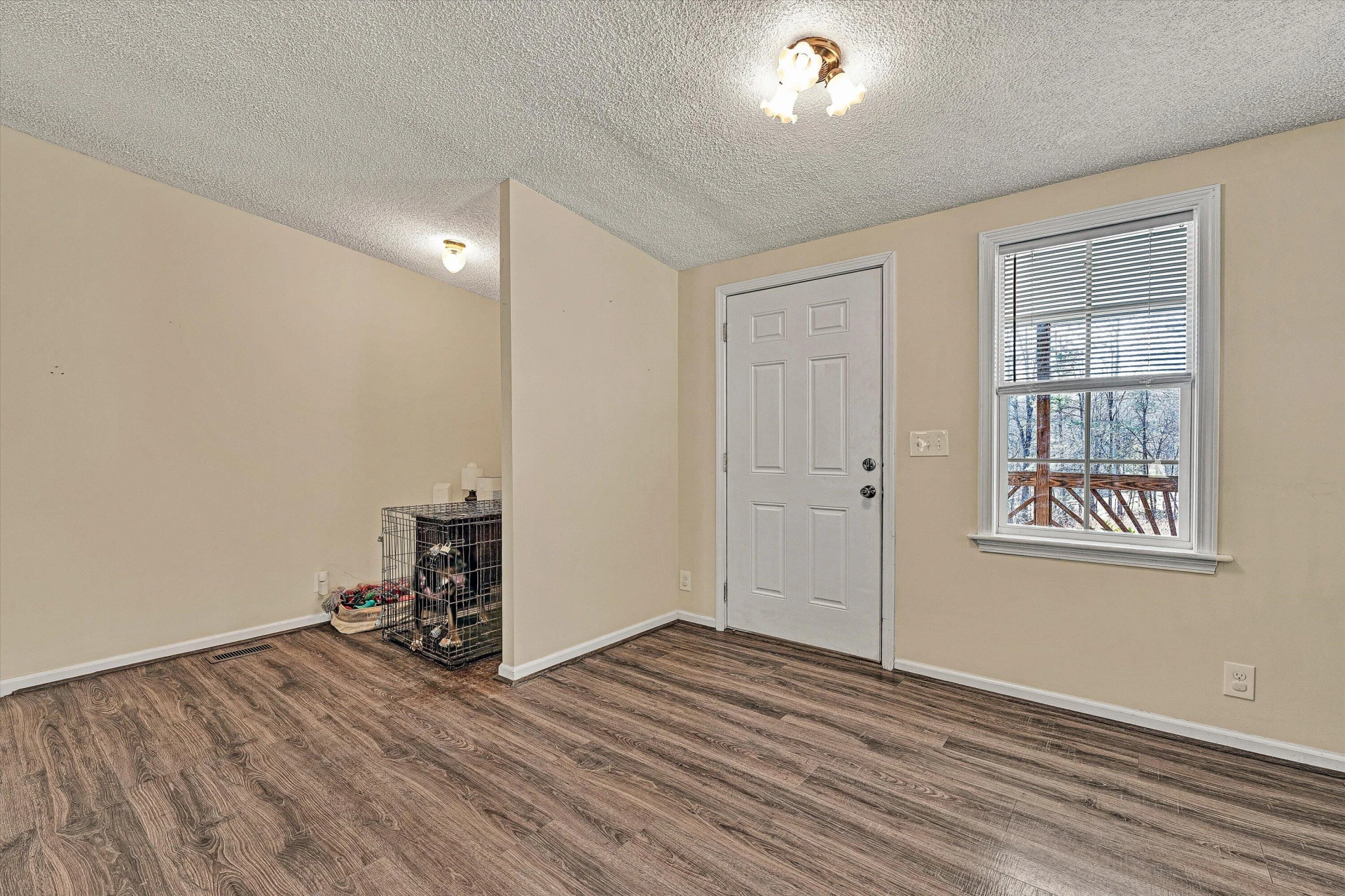 708 Mountain Meadow DR - Photo 9