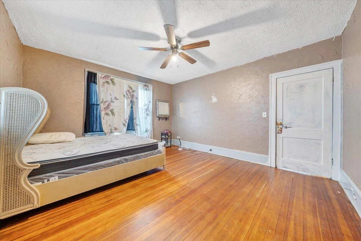 715 Highland AVE SE - Photo 27