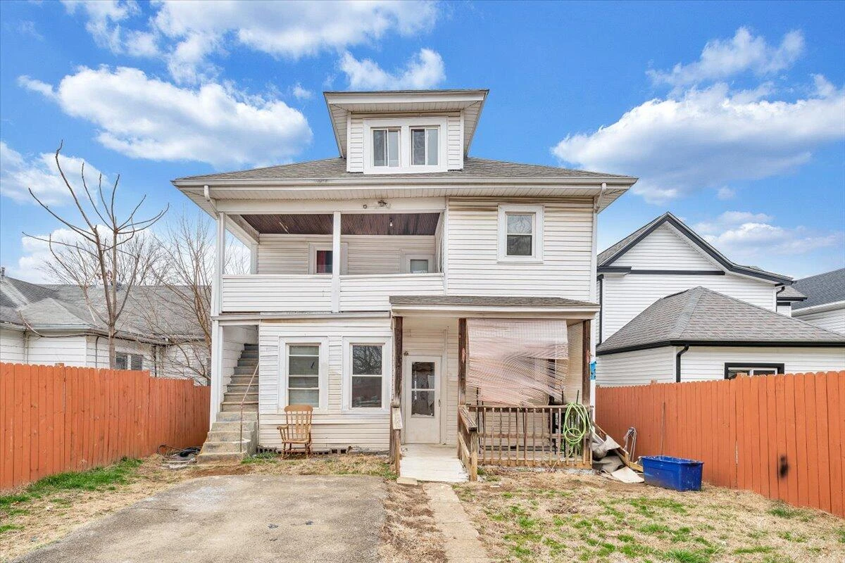 715 Highland AVE SE - Photo 43