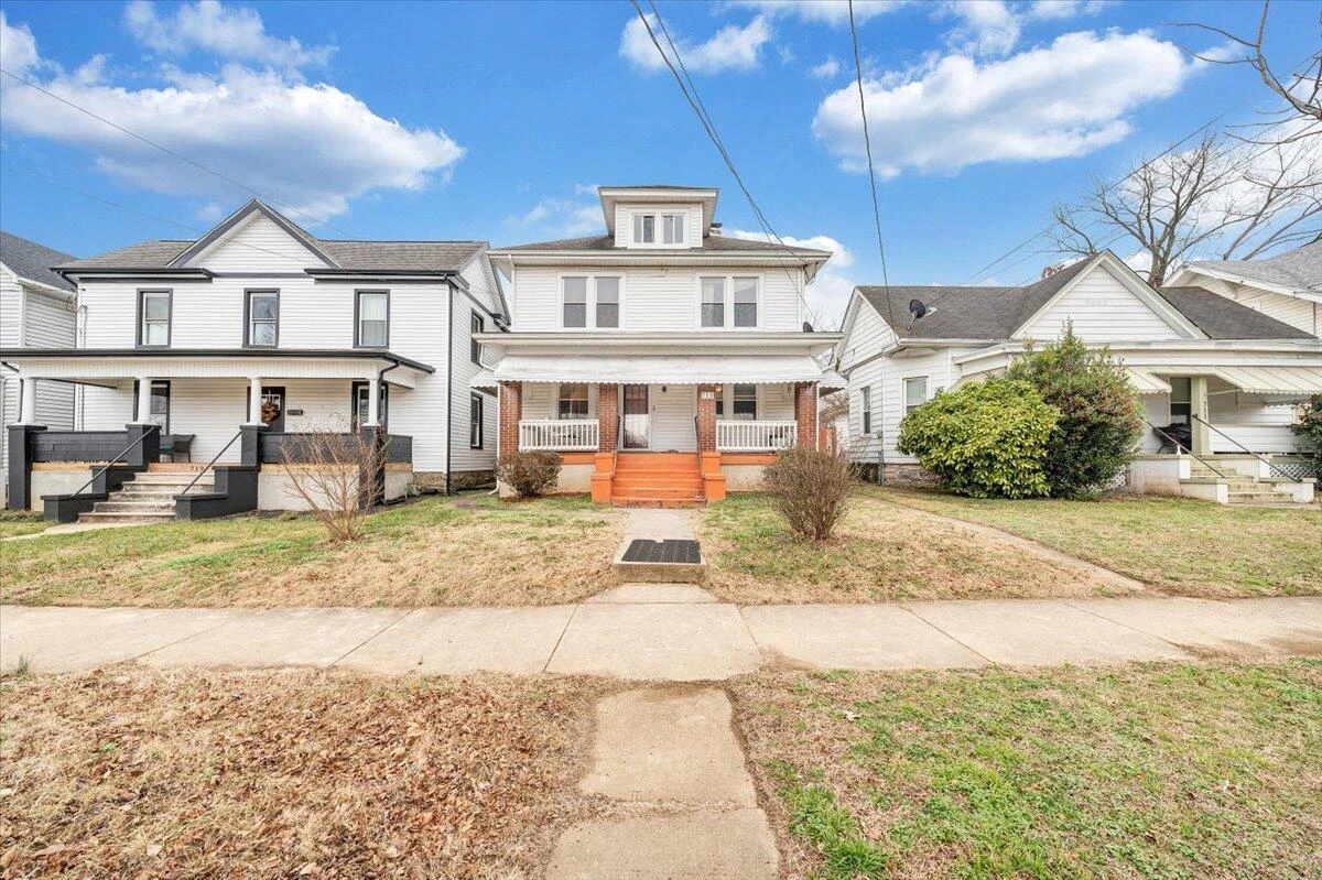 715 Highland AVE SE - Photo 48