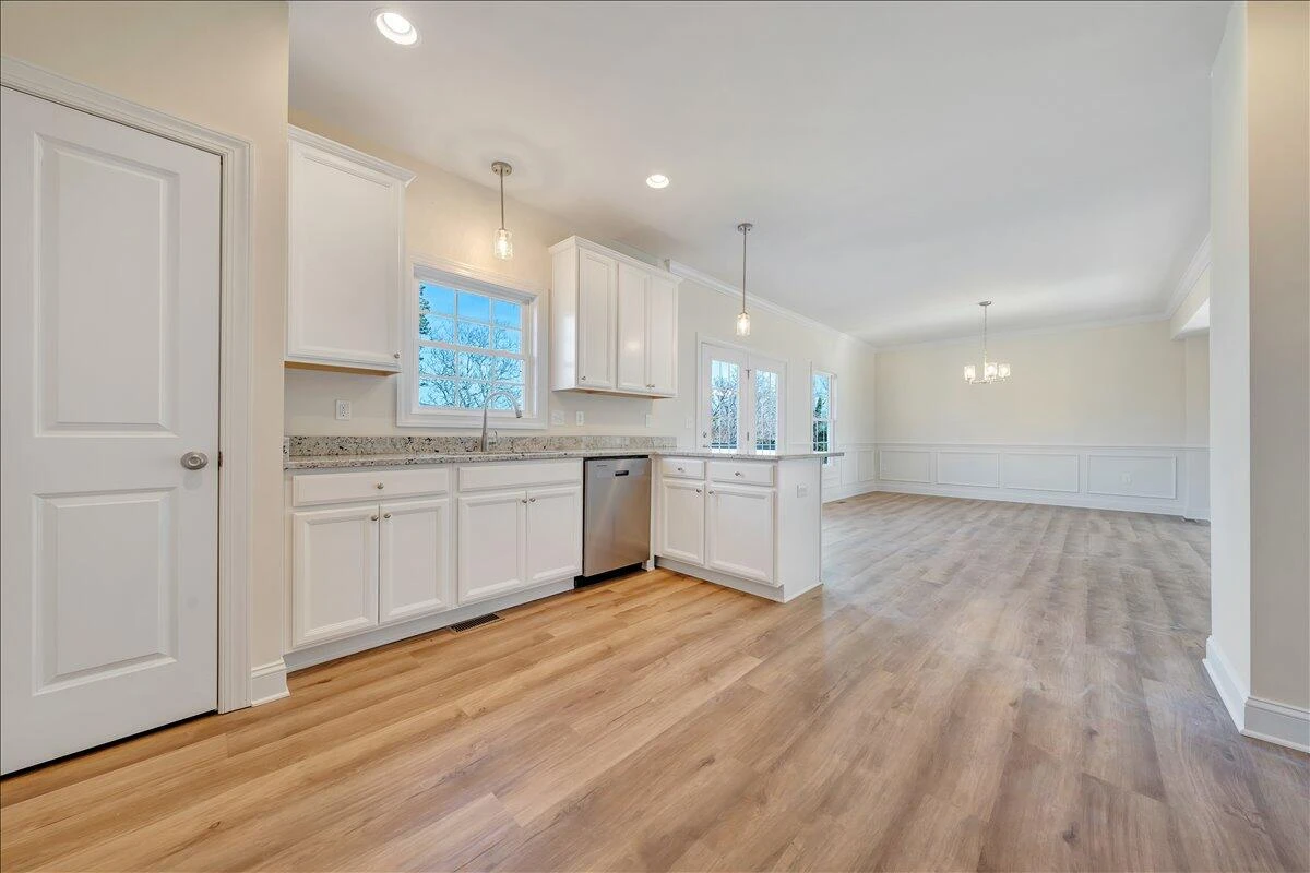 2812 Russlen DR - Photo 11
