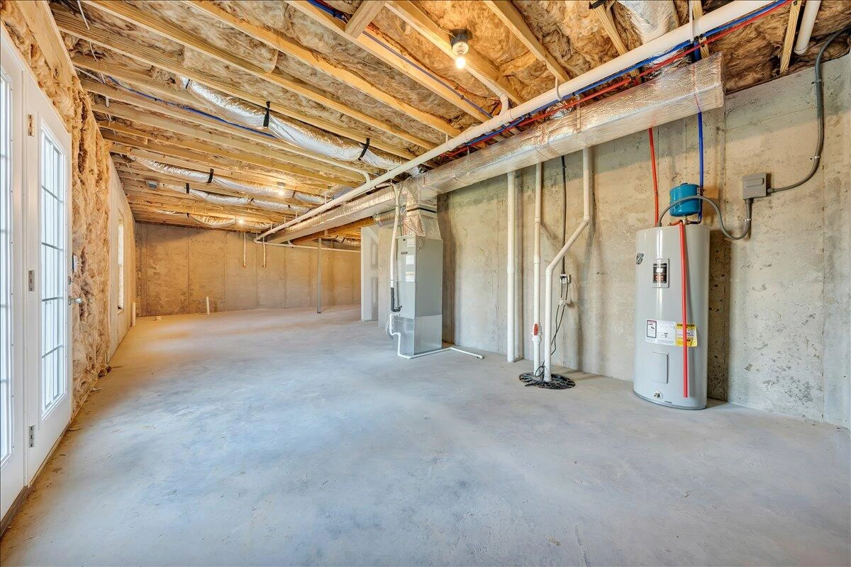 2812 Russlen DR - Photo 32