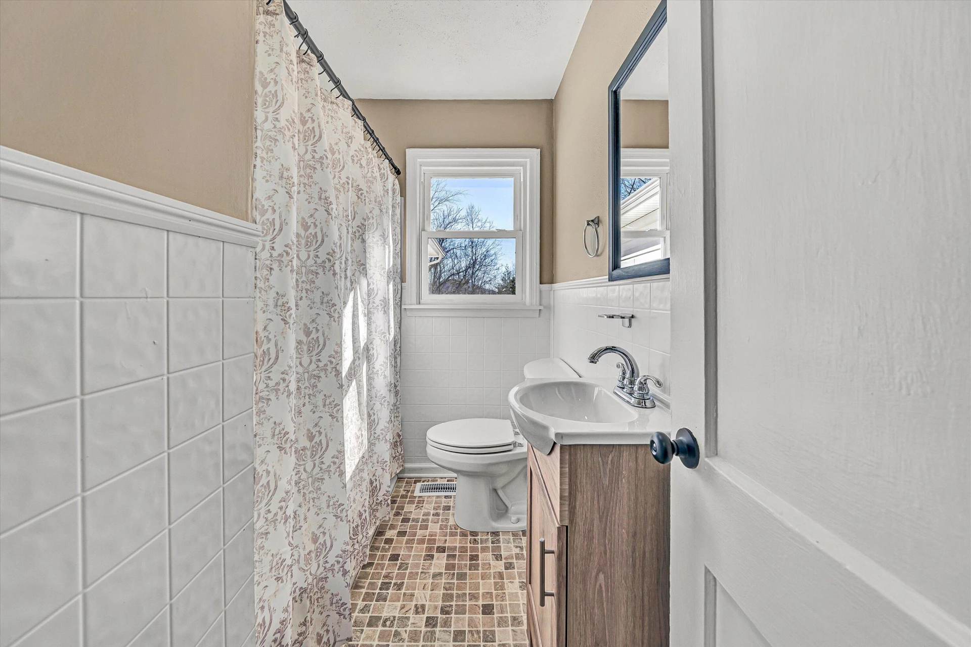 3160 SAWMILL RD - Photo 23