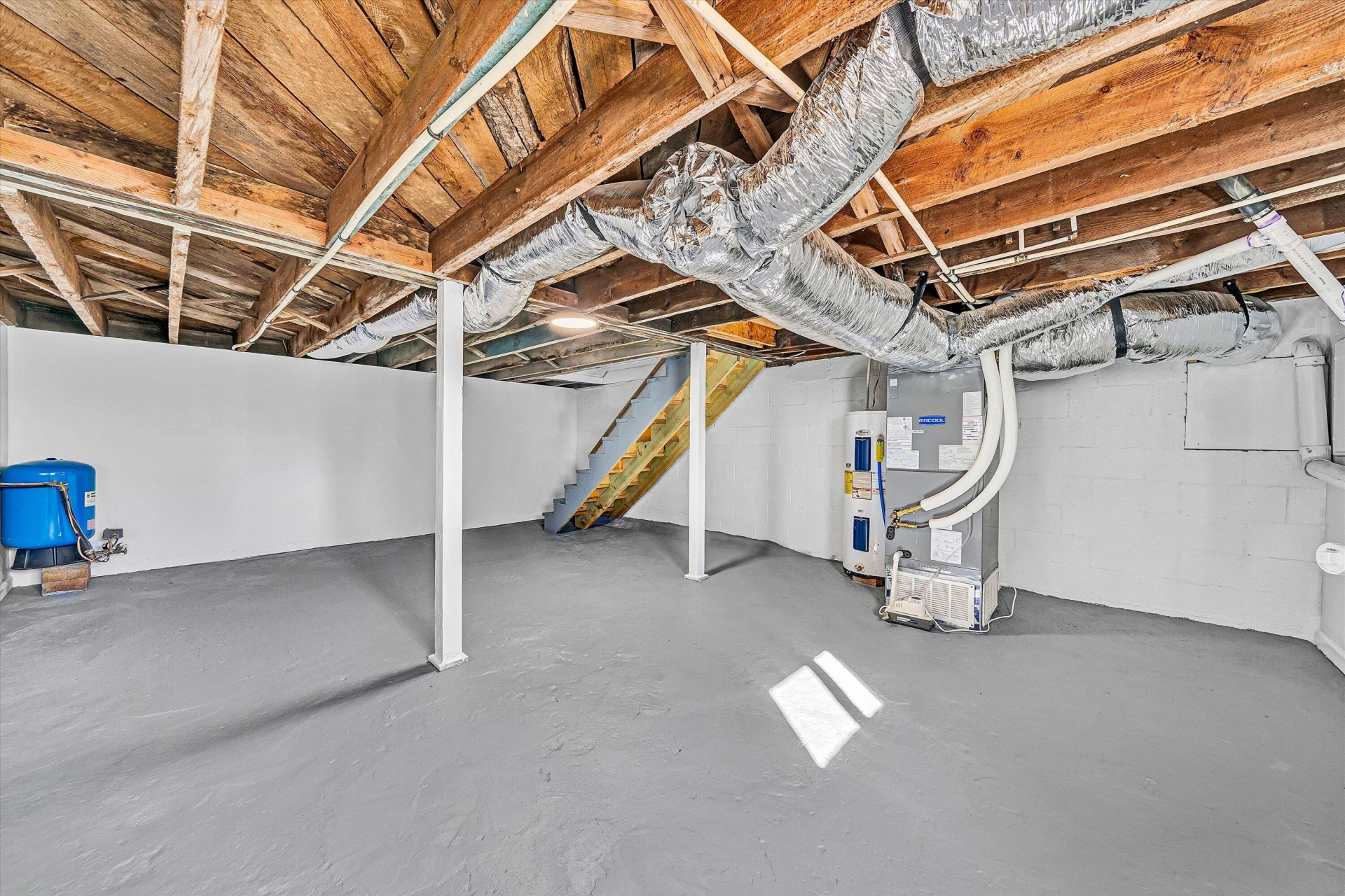 3160 SAWMILL RD - Photo 30