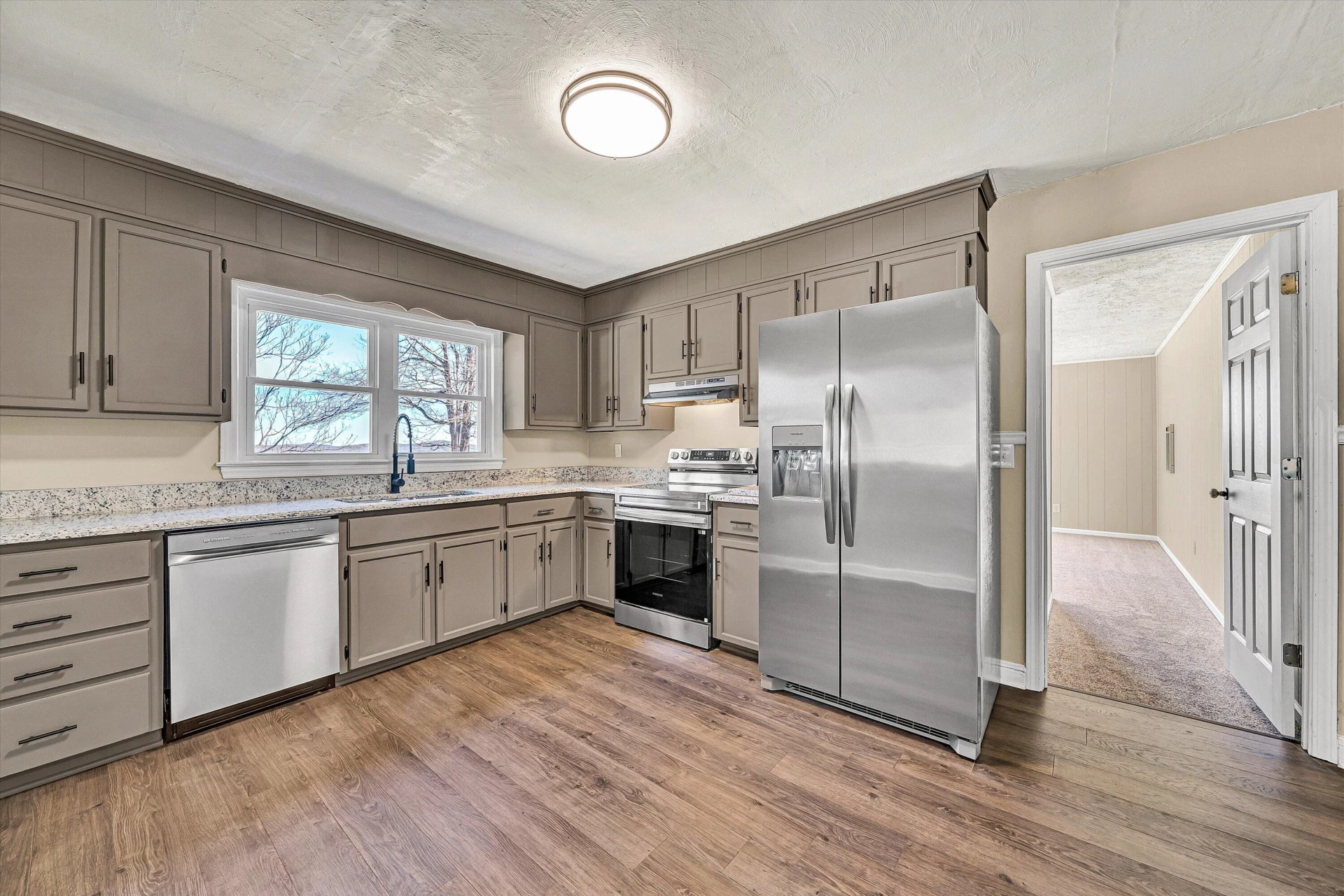 3160 SAWMILL RD - Photo 11