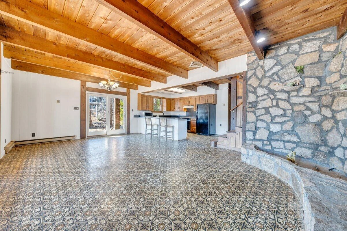 188 Hardy CT - Photo 13