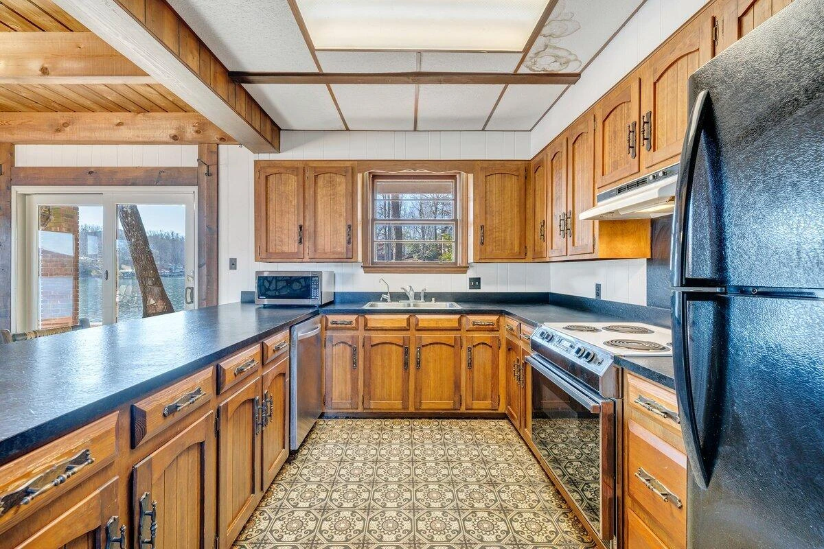 188 Hardy CT - Photo 22