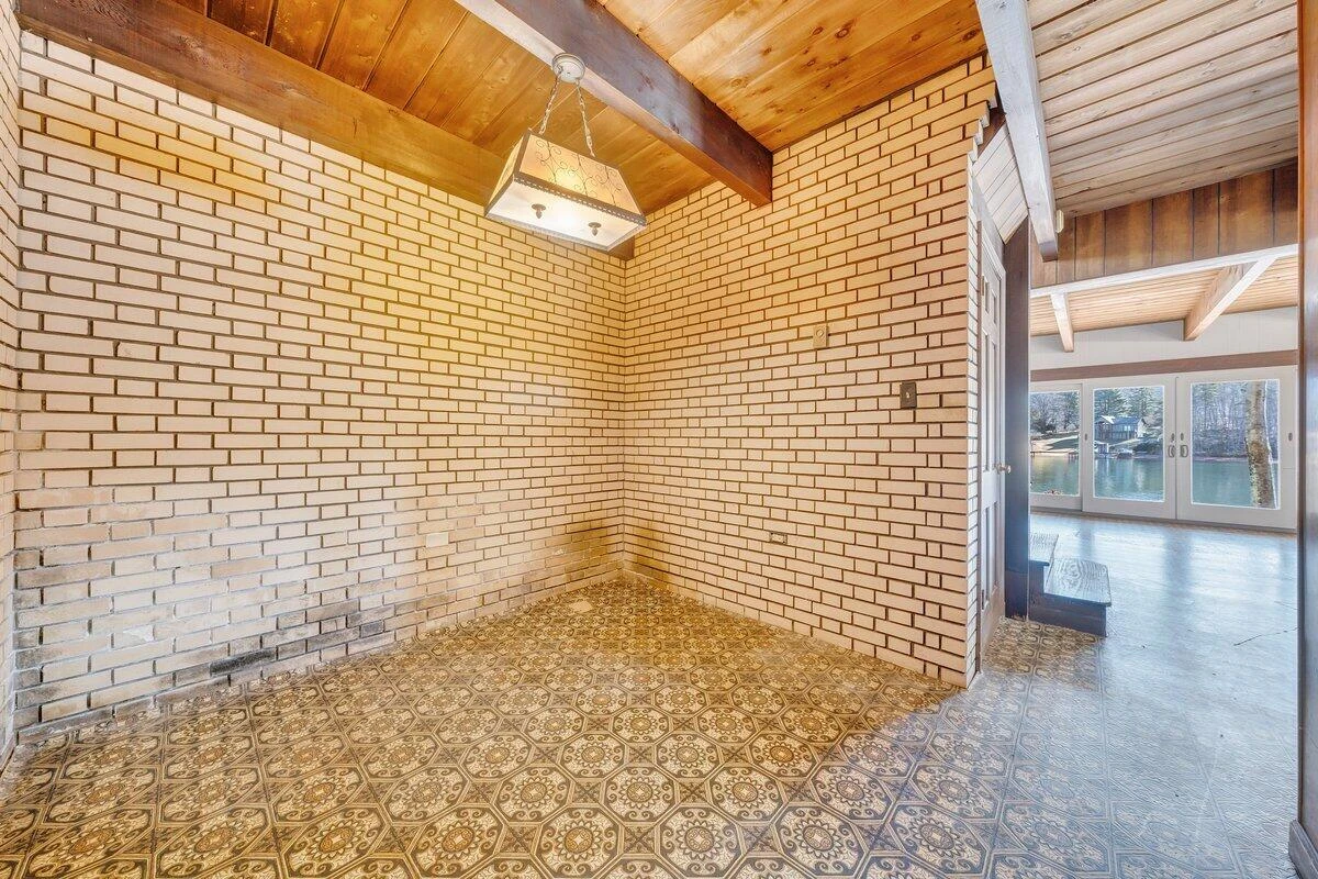 188 Hardy CT - Photo 31
