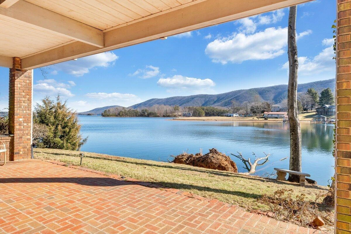 188 Hardy CT - Photo 63