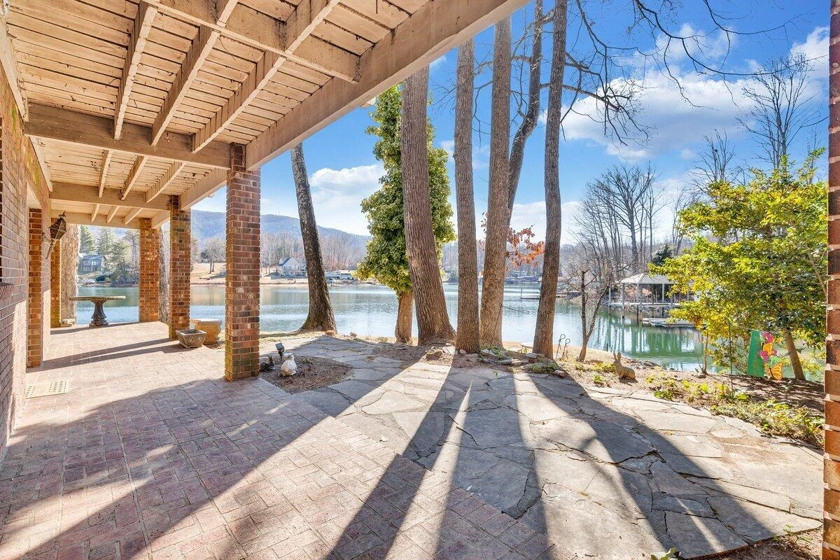 188 Hardy CT - Photo 69