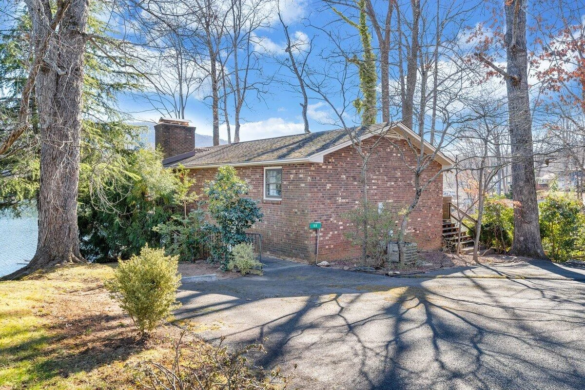 188 Hardy CT - Photo 7