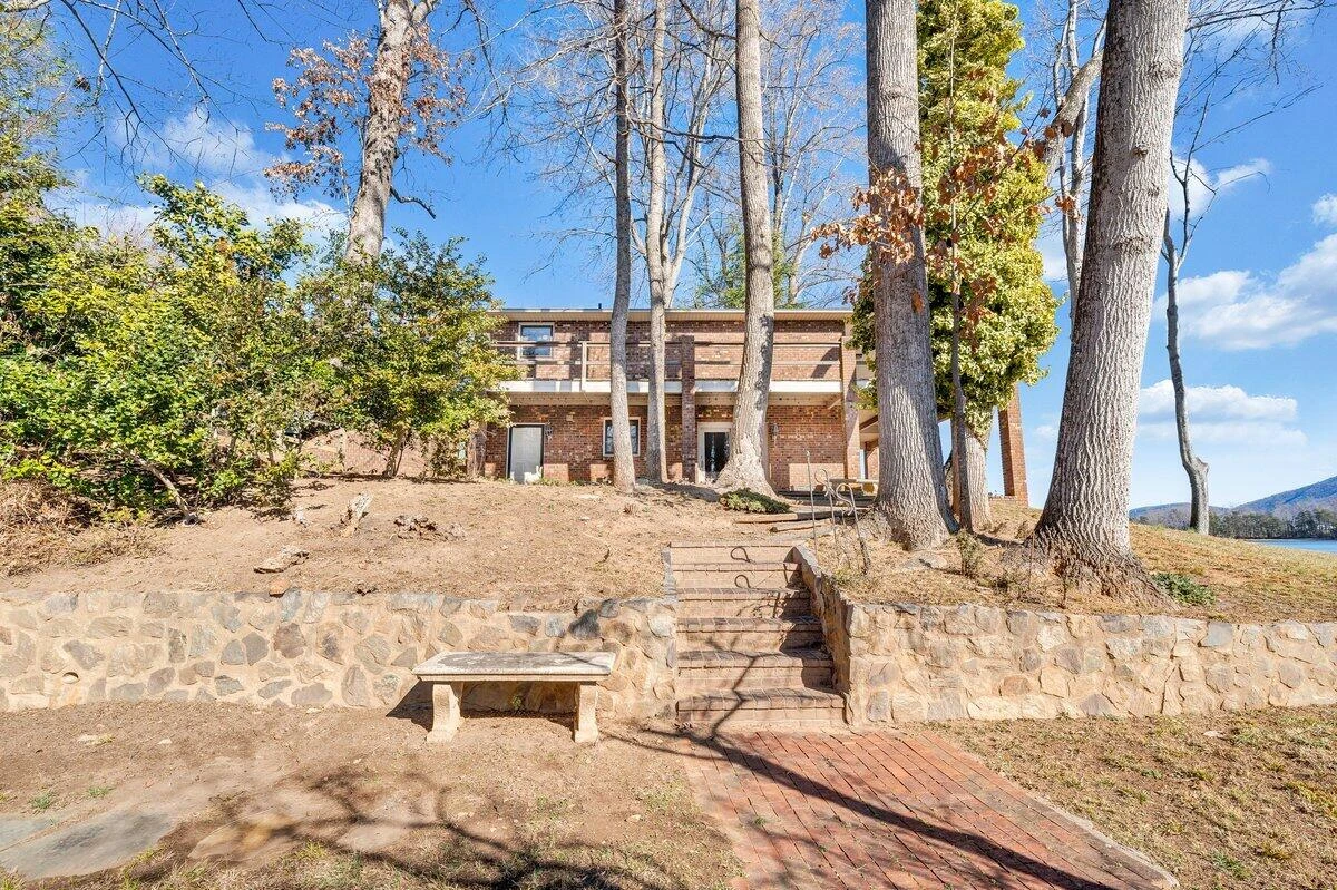188 Hardy CT - Photo 74