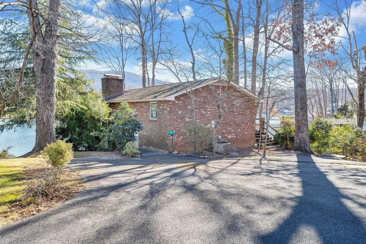 188 Hardy CT - Photo 77