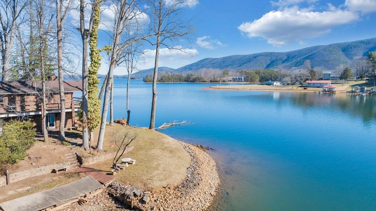 188 Hardy CT - Photo 83