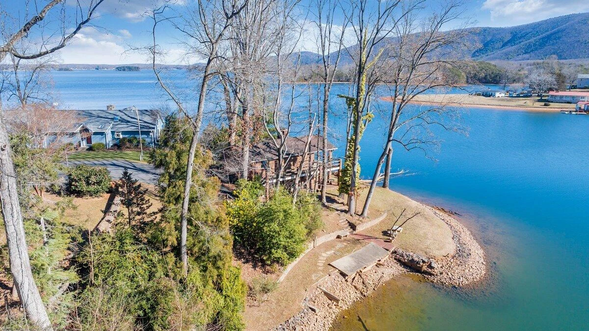 188 Hardy CT - Photo 84