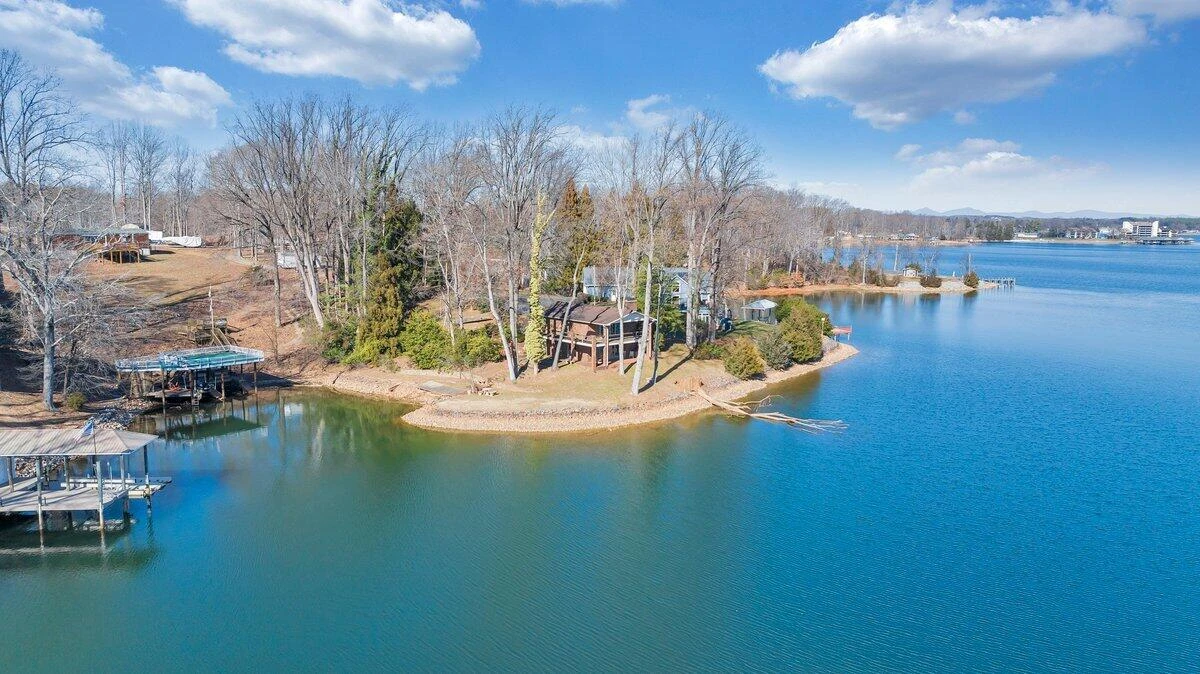 188 Hardy CT - Photo 96