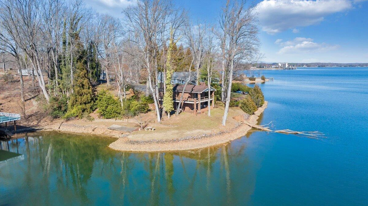 188 Hardy CT - Photo 98