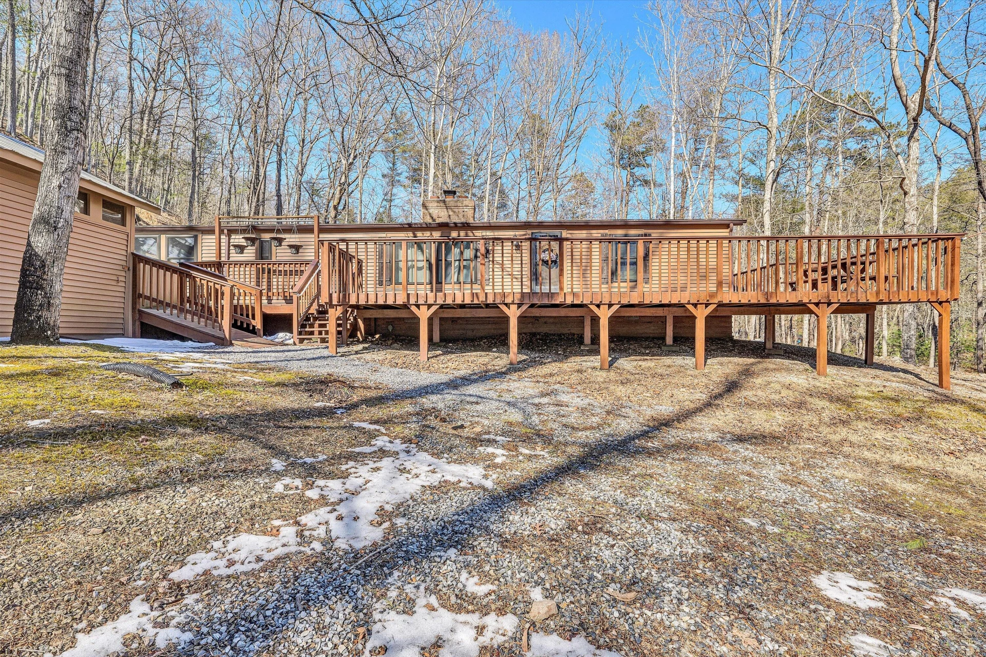 625 Miller Cove RD - Photo 2