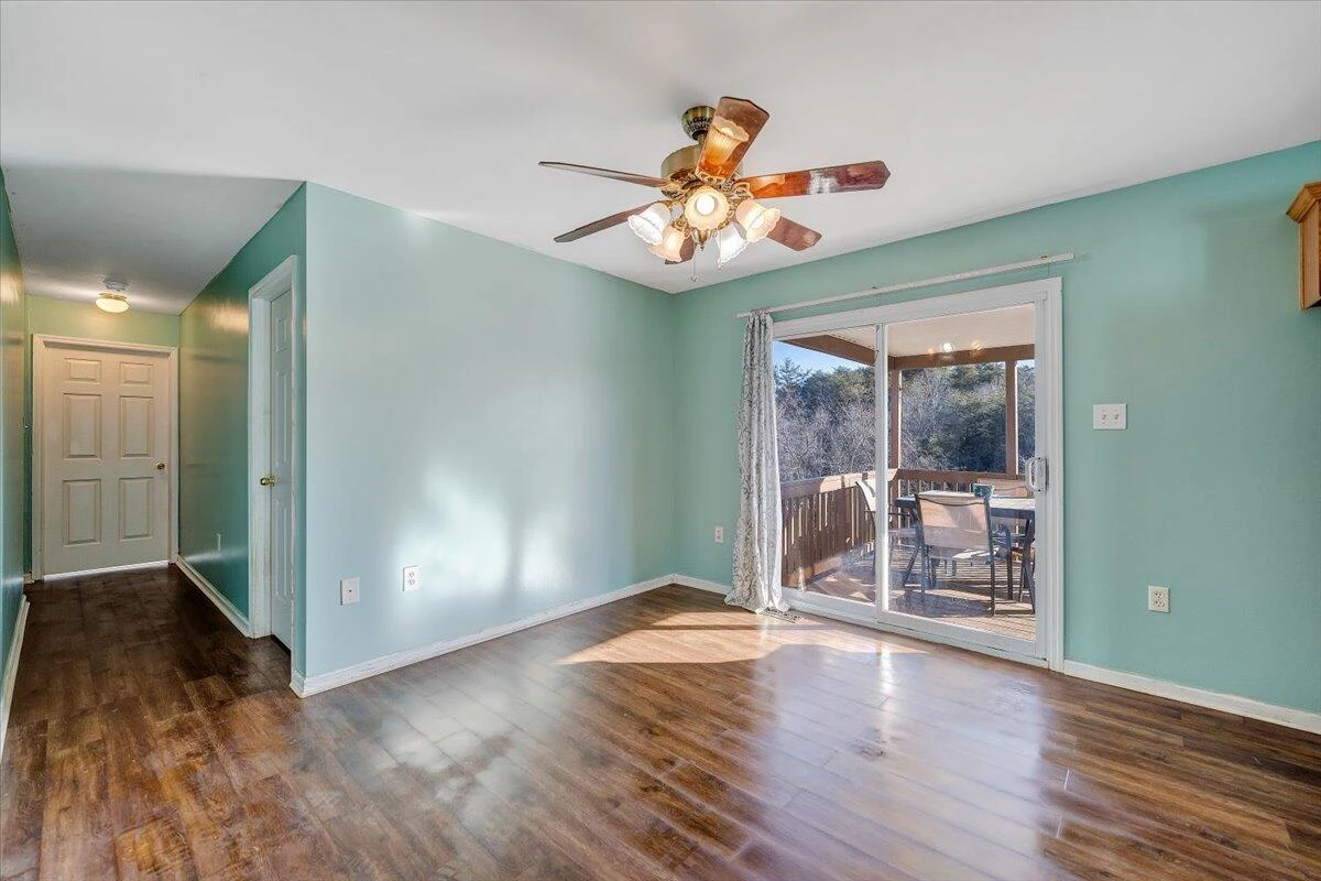 3416 Mount Pleasant BLVD - Photo 10