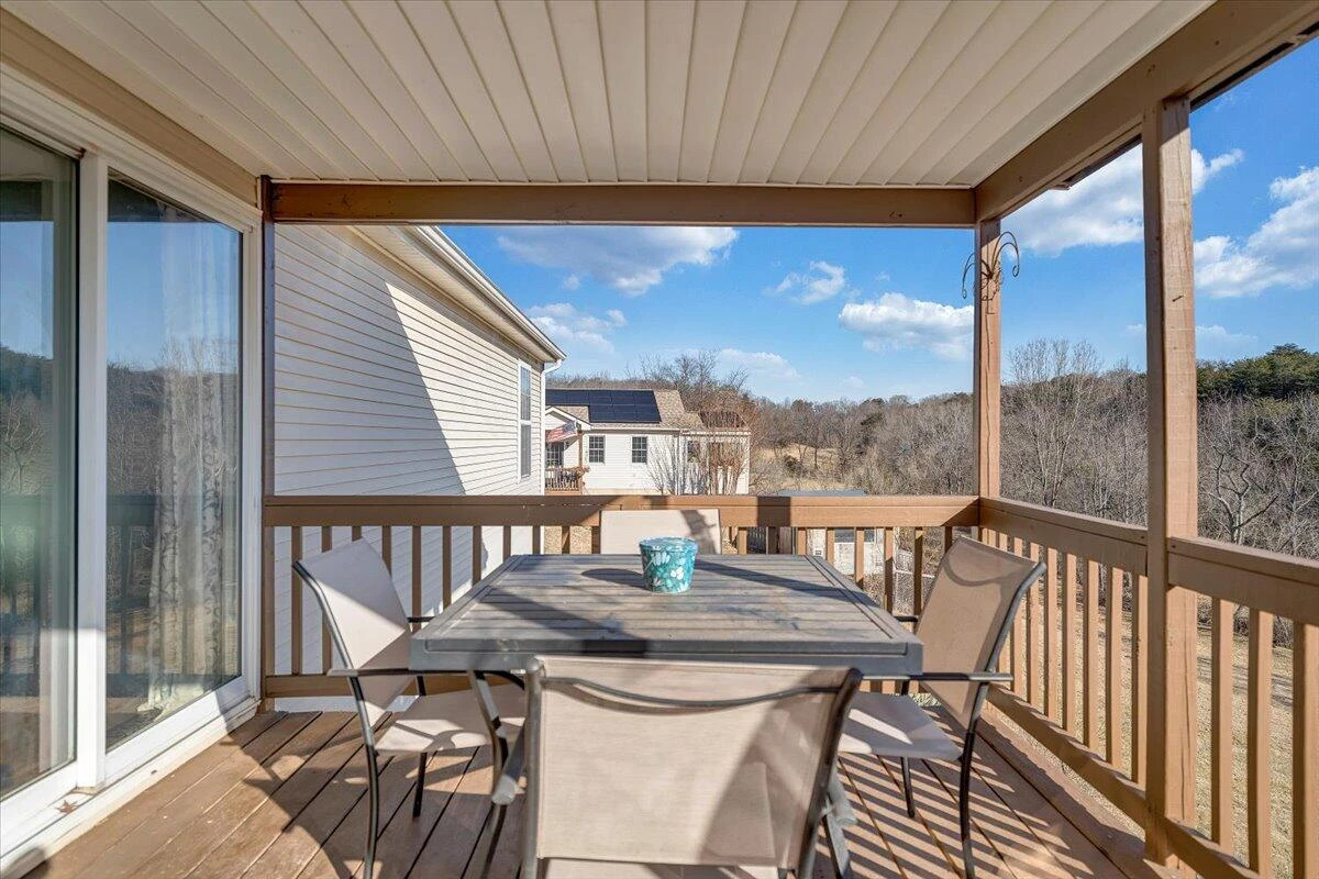 3416 Mount Pleasant BLVD - Photo 36