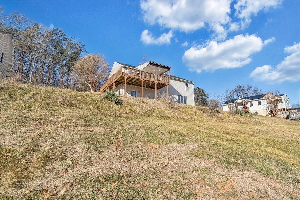 3416 Mount Pleasant BLVD - Photo 52