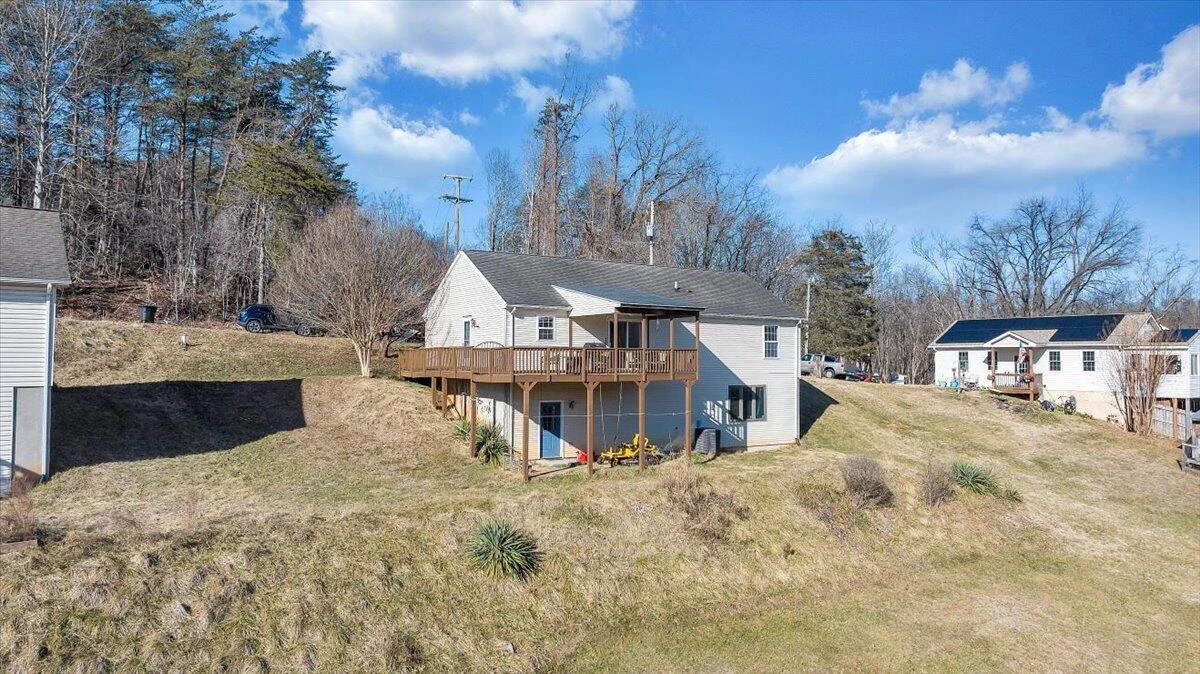 3416 Mount Pleasant BLVD - Photo 56