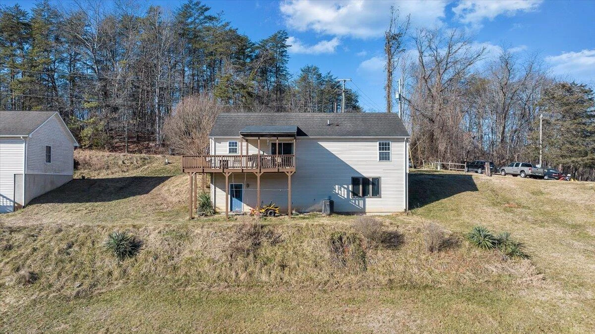 3416 Mount Pleasant BLVD - Photo 59