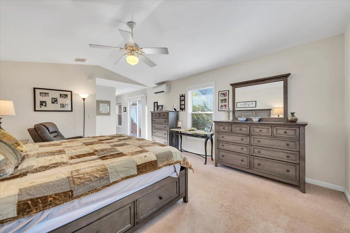 1511 W Carrollton AVE - Photo 20