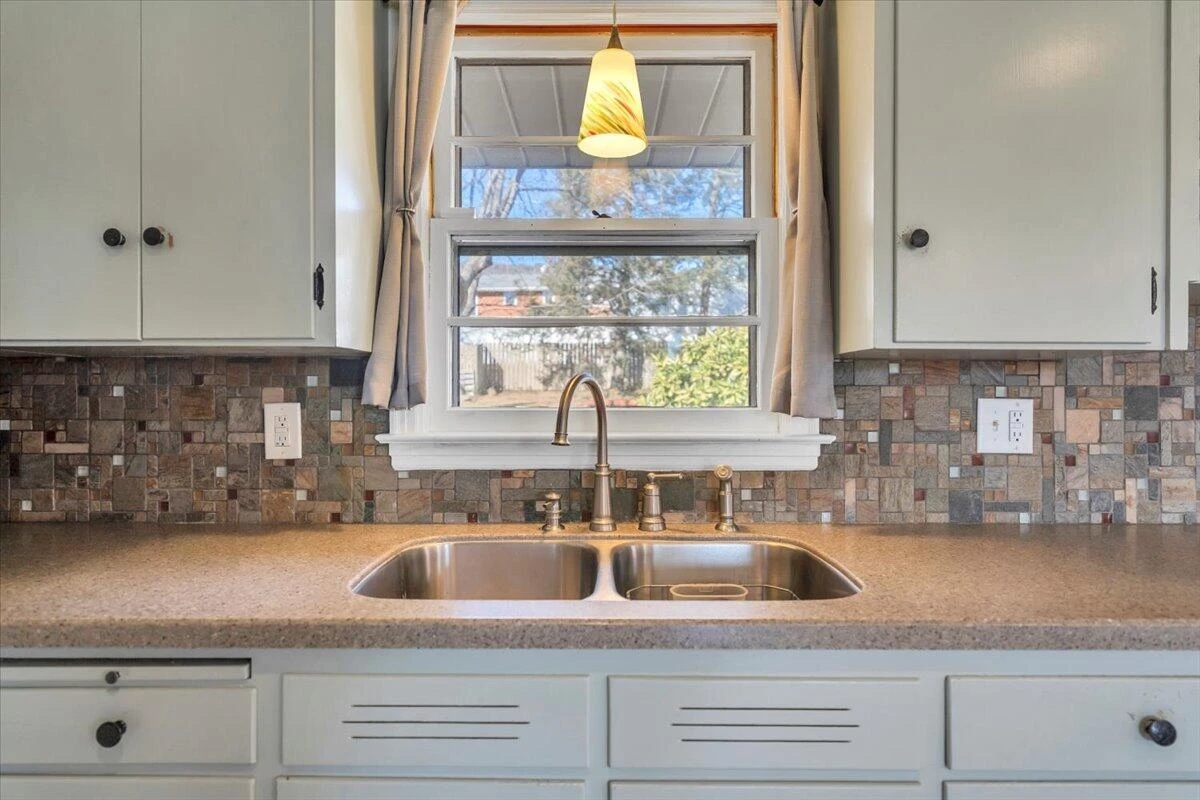 1511 W Carrollton AVE - Photo 33