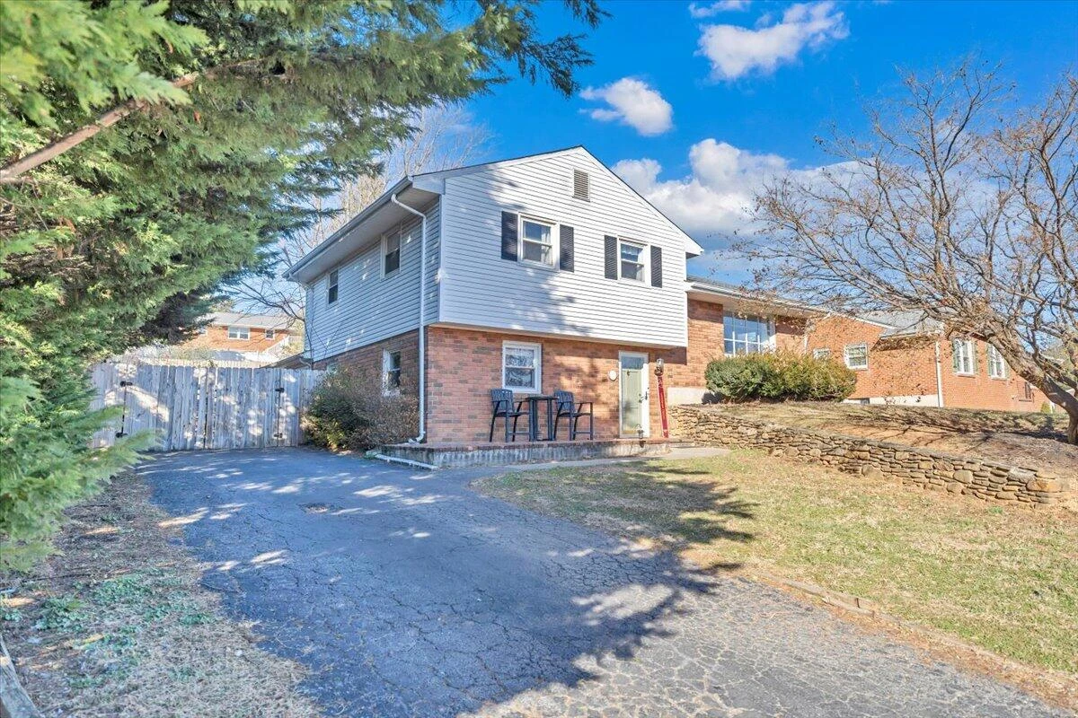 1511 W Carrollton AVE - Photo 47