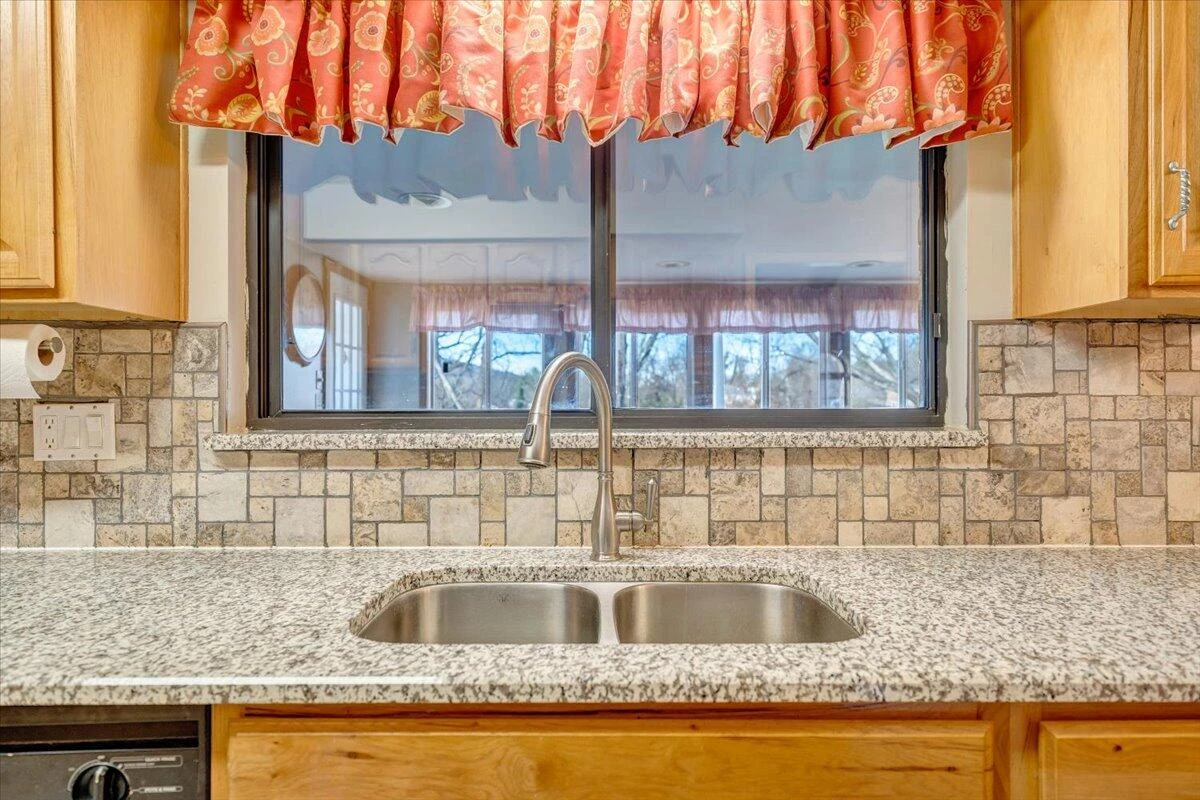 8132 Running Deer LN - Photo 17