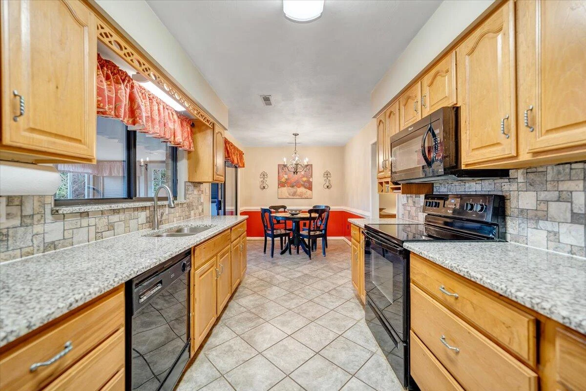 8132 Running Deer LN - Photo 19