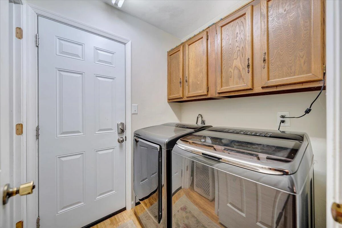 8132 Running Deer LN - Photo 36