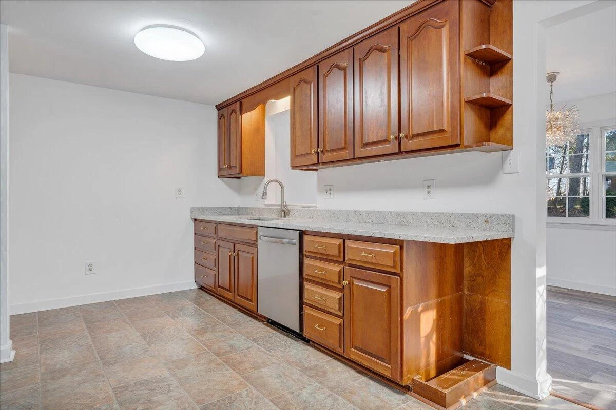 105 Forest Hill LN - Photo 11