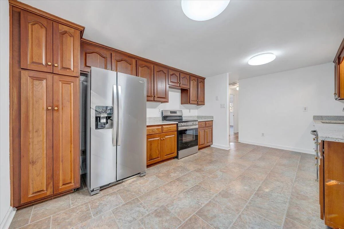 105 Forest Hill LN - Photo 12