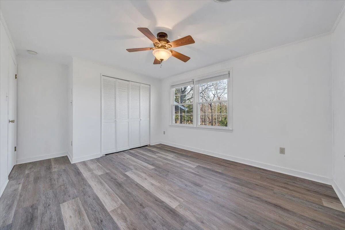 105 Forest Hill LN - Photo 16