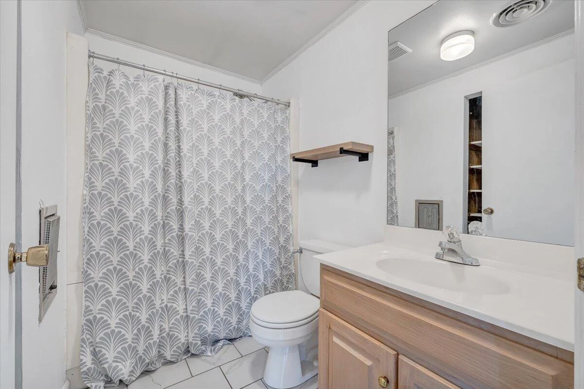 105 Forest Hill LN - Photo 18