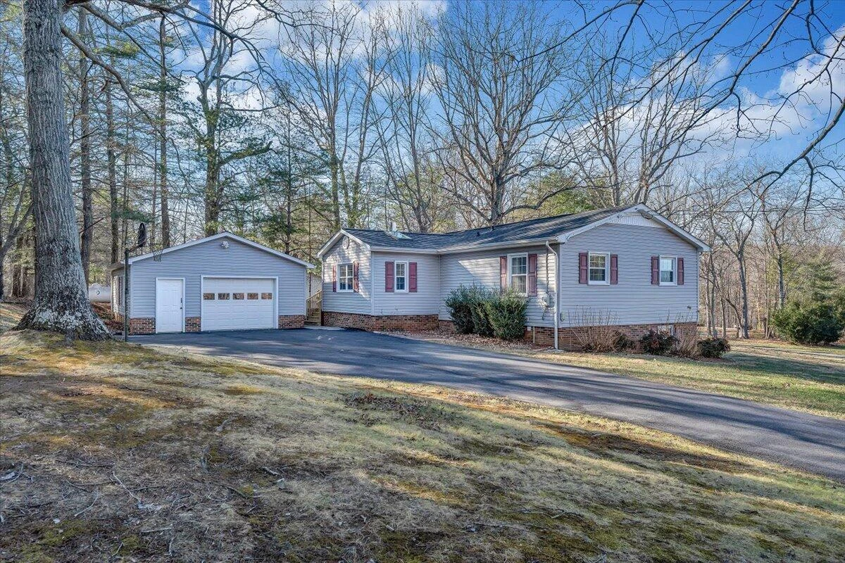 105 Forest Hill LN - Photo 30