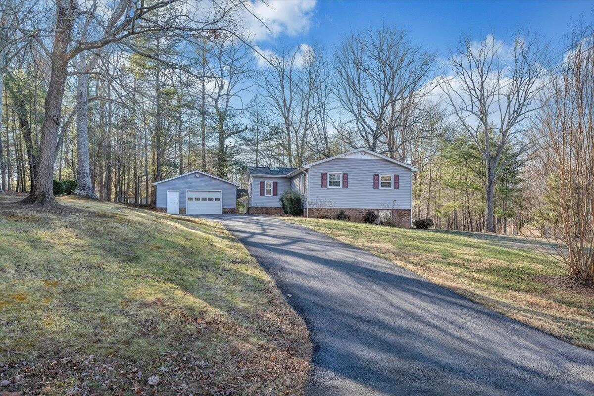 105 Forest Hill LN - Photo 31