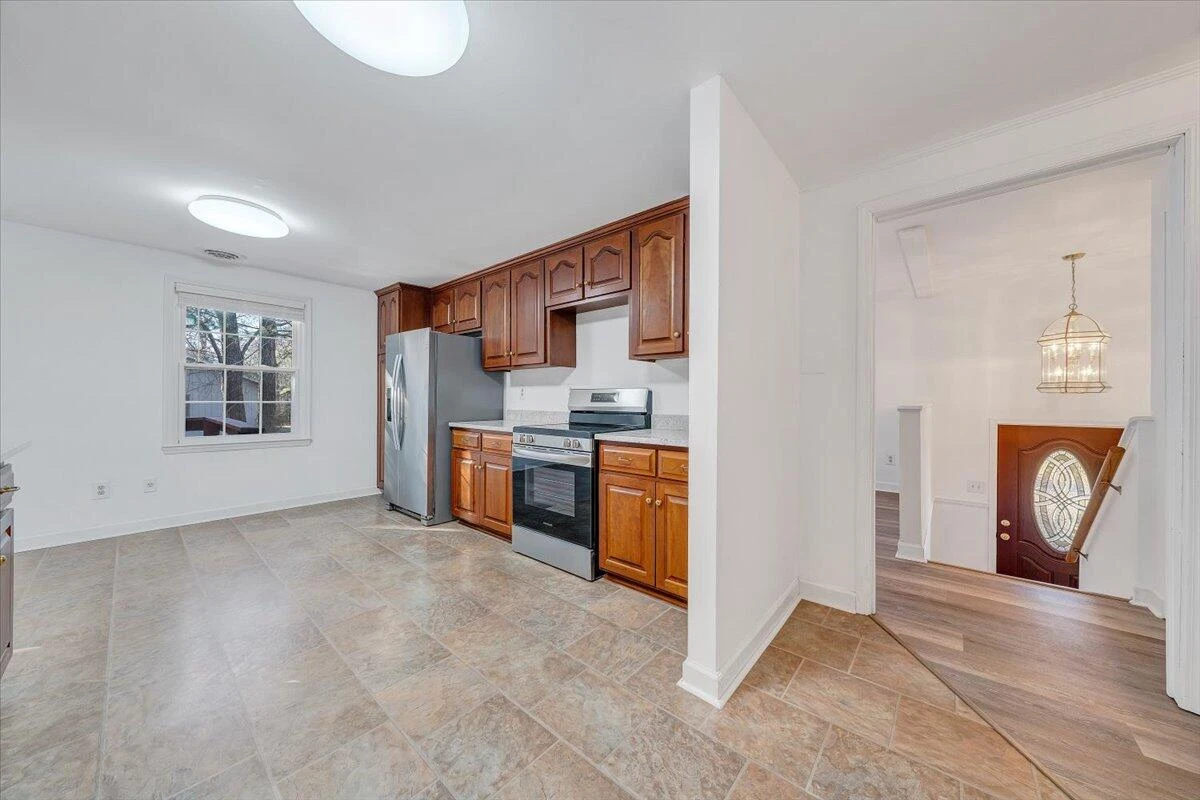 105 Forest Hill LN - Photo 9