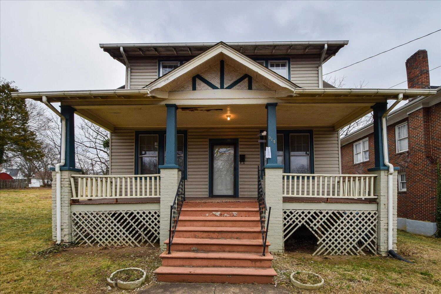 915 Lafayette BLVD NW