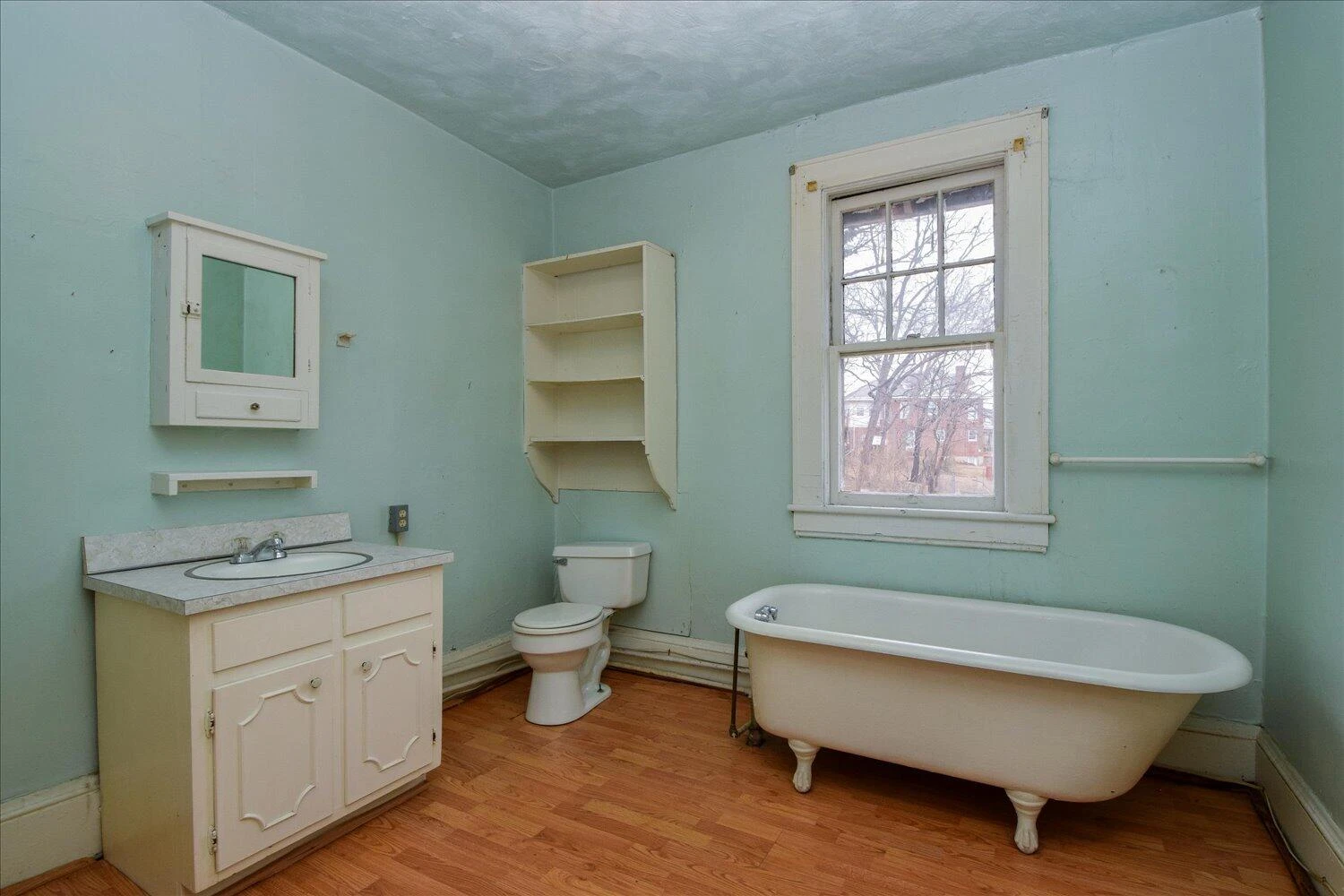 915 Lafayette BLVD NW - Photo 18