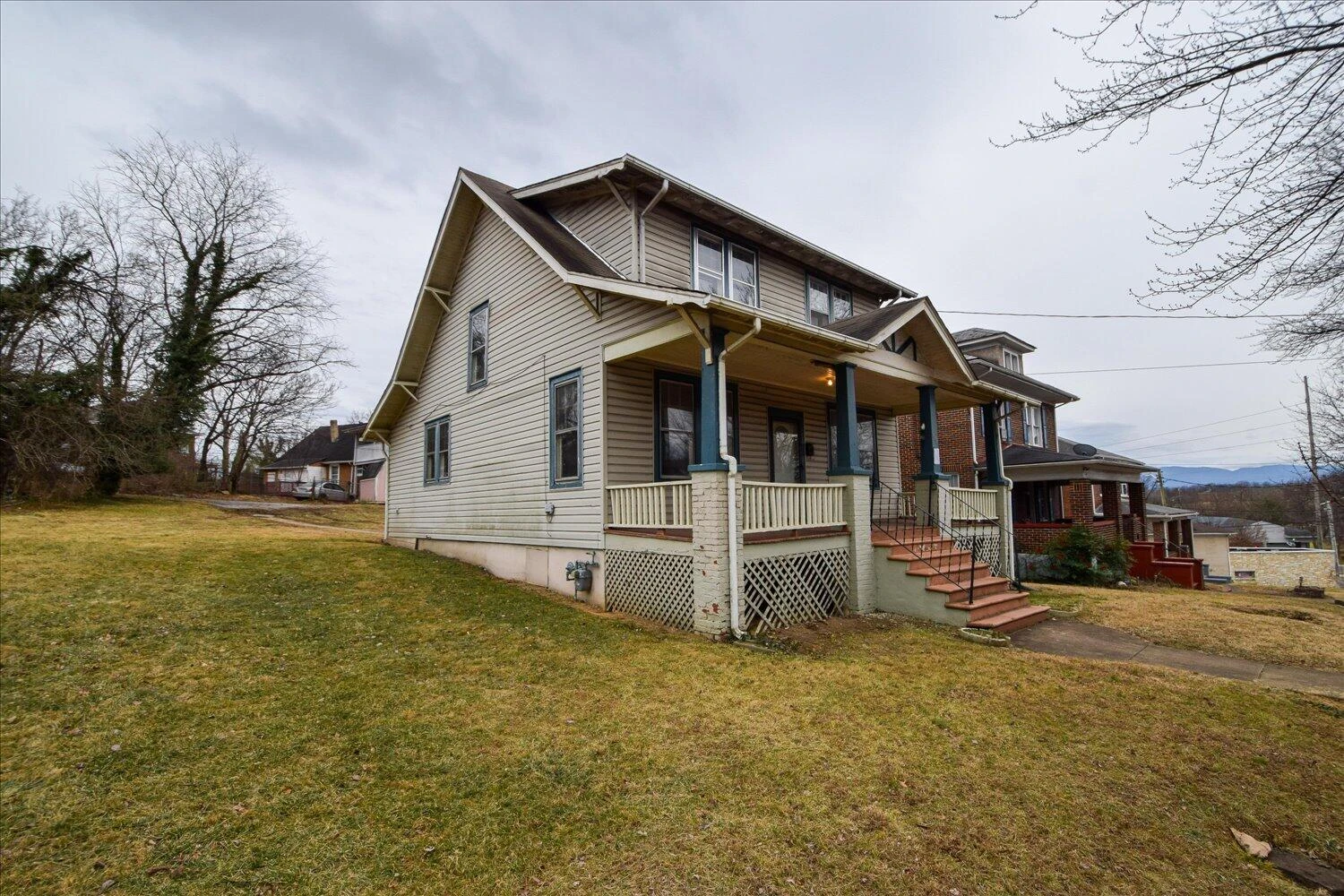 915 Lafayette BLVD NW - Photo 21