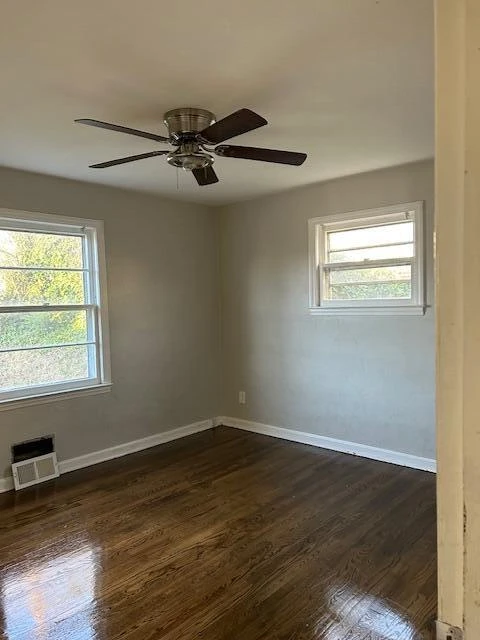 726 Elizabeth AVE - Photo 11