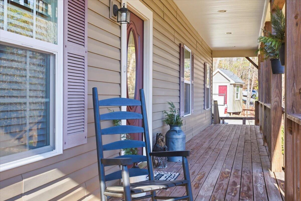 1718 Laurel Mountain DR - Photo 5